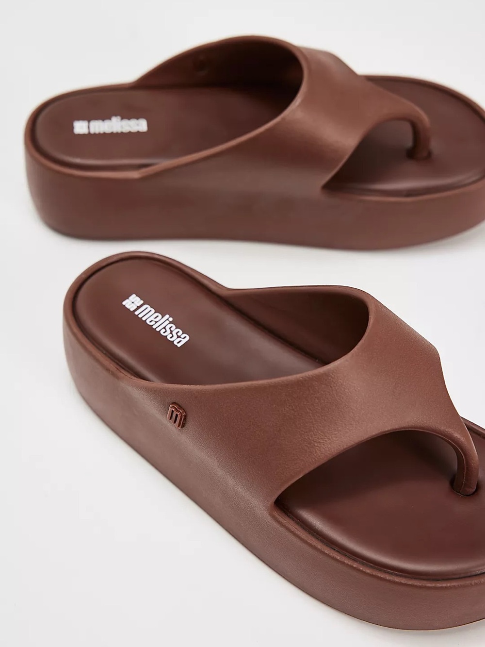 NEVER WORN Melissa Chunky Platform Thong Sandals in Brown, Size 9